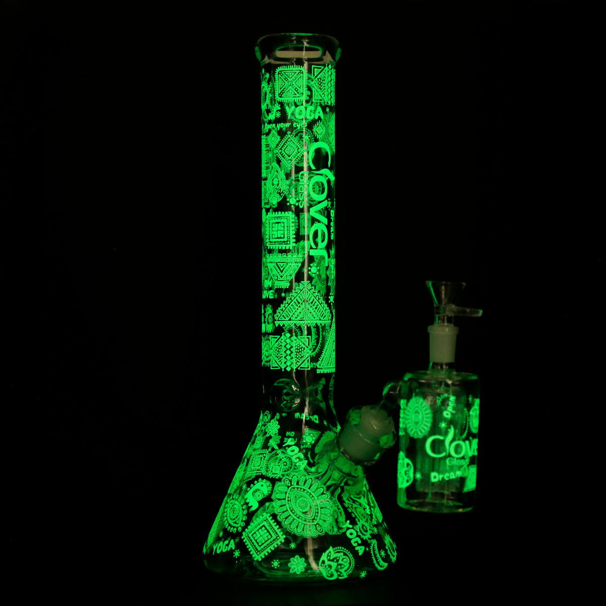 Clover - WP - 14" 7mm Glow in the Dark Beaker w/ Ash Catcher
