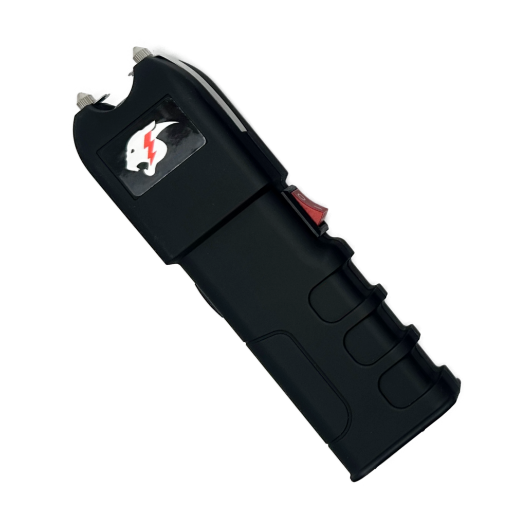 Cheetah Mega Force Stun Gun w/ Flashlight - Black